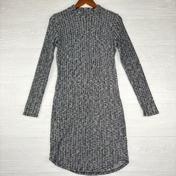 Abercrombie and Fitch Fitted Heather Gray Long Sleeve Midi Sweater Dress M - Picture 2 of 8